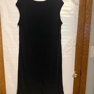 Elegant Black Sleeveless Dress